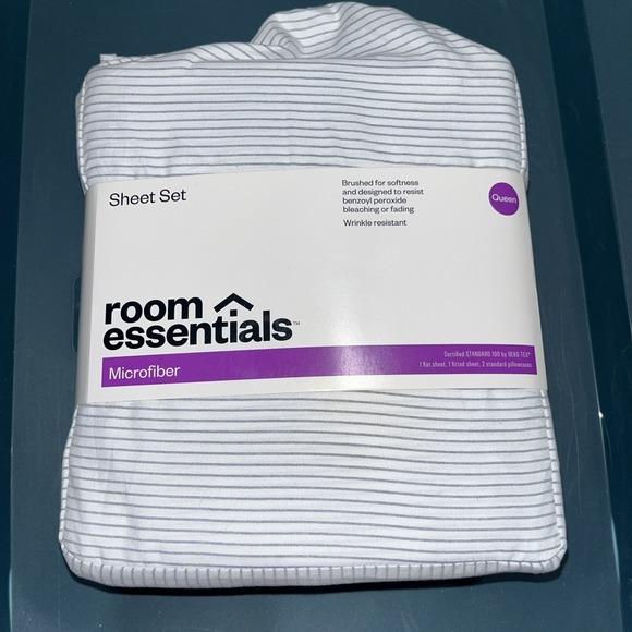 Room essentials microfiber sheet‎ set size queen - Picture 1 of 2